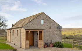 Brandy'S Barn